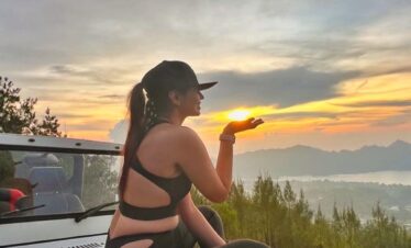 sunrise jeep
